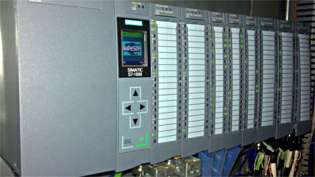 Nový řídící systém S7-1500 CPU1513